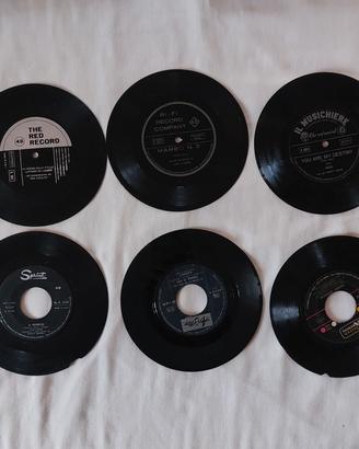 Lotto 11 dischi in vinile 45 giri autori vari