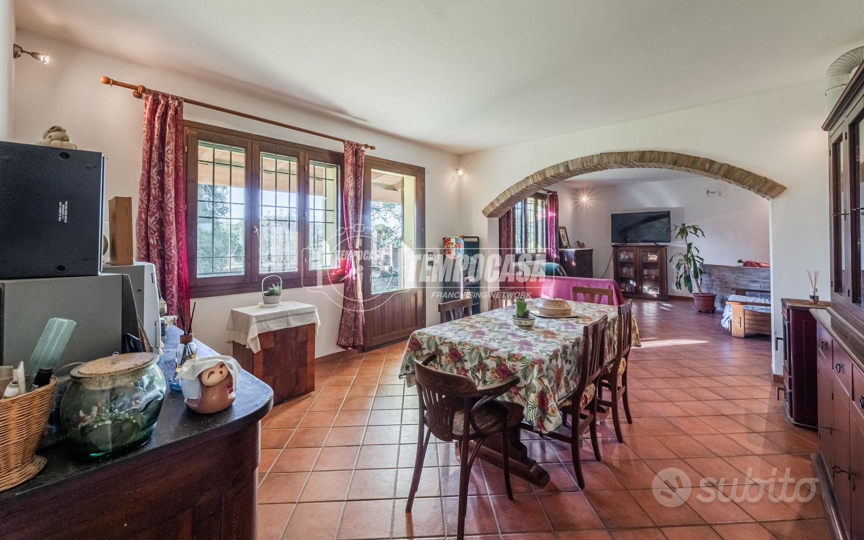 House in Medicina, Case Cinesi - Altro