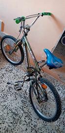 Bicicletta BMX ruta   20