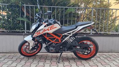 KTM DUKE 390 2018