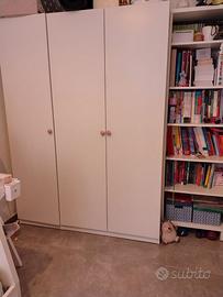 ARMADIO IKEA 3 ANTE CON LIBRERIA