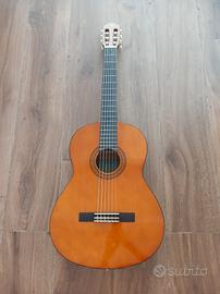 CHITARRA YAMAHA 
