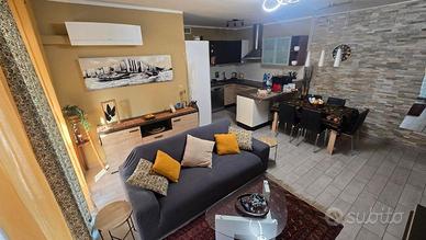 VARESE CENTRO Classe A2 Box doppio - Arredato