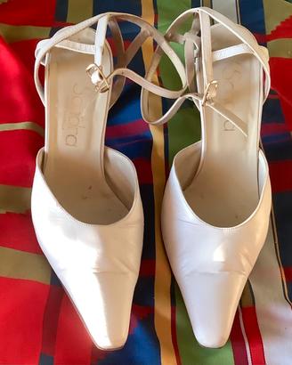 Scarpe di pelle bianca décolleté