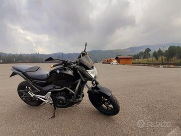 Moto nc 700 s dct