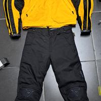 Abbigliamento moto