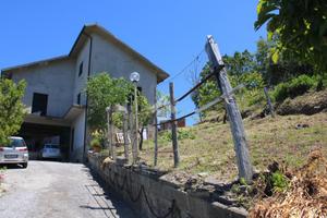 CASA SEMINDIPENDENTE A MAIERÀ
