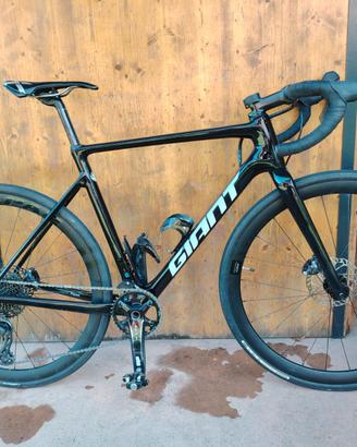 Bici GIANT ciclocross-gravel in CARBONIO taglia M