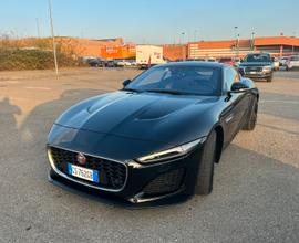 Jaguar f type 200 .300 cv