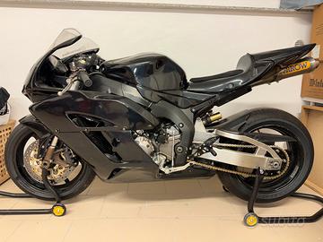 Honda Cbr 1000 PISTA