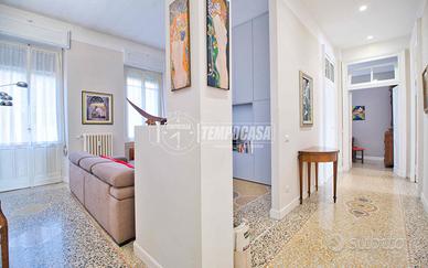 QUADRILOCALE RISTRUTTURATO , ANNESSA SOFFITTA E CA