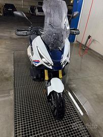 Honda xadv750