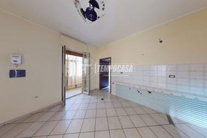 Appartamento di 2 vani e acc. con posto auto, Afra