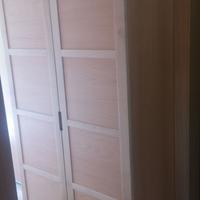 armadio in faggio 2 ante battenti con ripiani