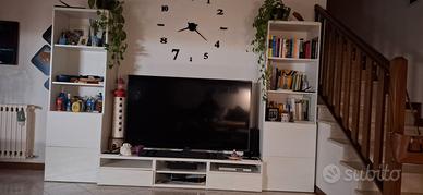 Librerie e porta TV