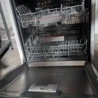 Lavastoviglie Bosch da incasso Serie 4 SMV46KX01E