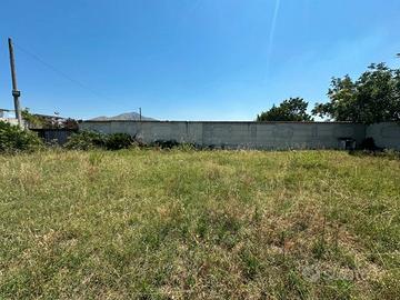 S2 terreno edificabile con struttura