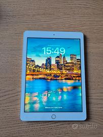Apple iPad 6ª gen 32GB Wi-Fi 2018 + custodia