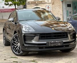 Porsche Macan T 2.0 Turbo 265 CV TETTO LED