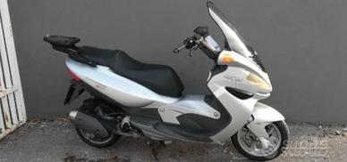 Malaguti madison 180cc