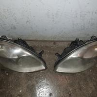 fari anteriori  e griglia lancia y 08