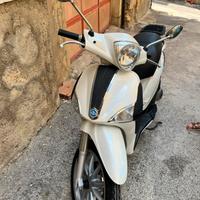 Piaggio liberty 125cc - valuto permuta con 50cc
