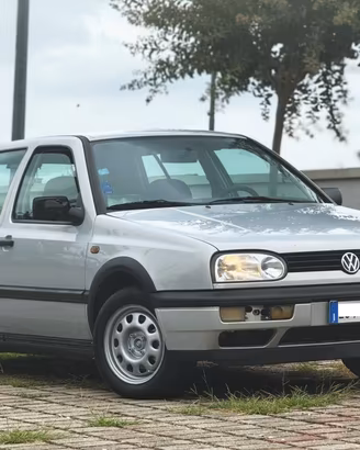 Volkswagen Golf 1.9 TDI/110 CV cat 3p. GT Special