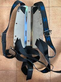 Schienalino inox e coltello in titanio Halcyon