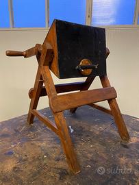 Antica zangola per burro