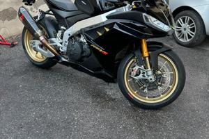 Aprilia RSV4 1100 Factory 2023