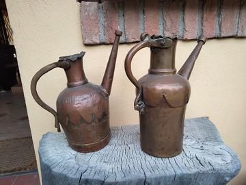 Antichi versatoi in rame