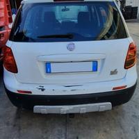 FIAT SEDICI 2010 - PORTELLONE POSTERIORE