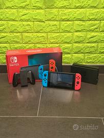 Nintendo Switch V2 Pari al nuovo!