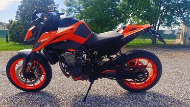 KTM DUKE 790 105cv modello 2020 immatricolata 2024
