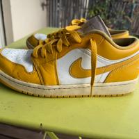 Air Jordan 1 Mid University Gold originali Nike