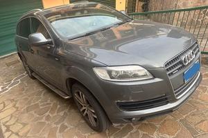Audi Q7 233 Cv s-line automatica