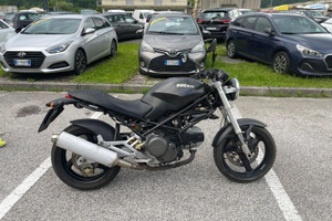 Ducati monster 600 dark