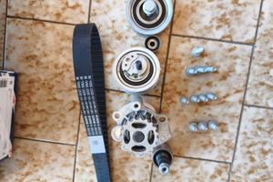 Kit distribuzione Bosch con pompa acqua