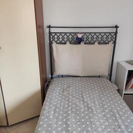letto singolo in ferro battuto 