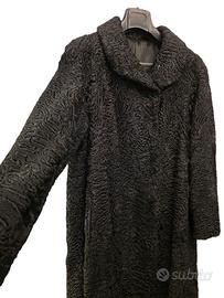 PELLICCIA NERA ASTRACAN