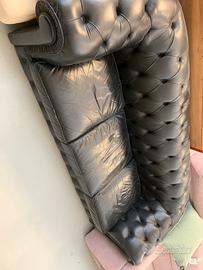 Divano Chesterfield
