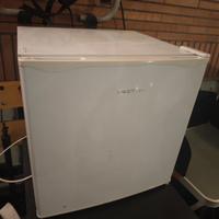 Frigorifero piccolo 47x48x43