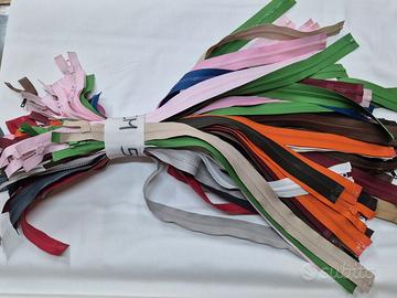 Cerniere per giubbotto, gonna e vestito - 50 pz