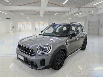 MINI COOPER SE COUNTRYMAN ALL4 BUSINESS AUTOM.