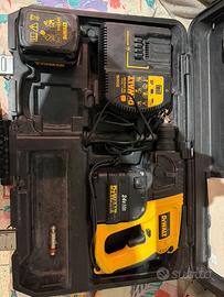 Dewalt DW005