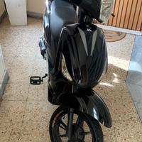 Motorino elettrico nuovo in tutto