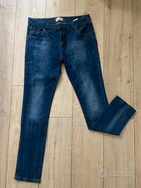 Jeans scuro