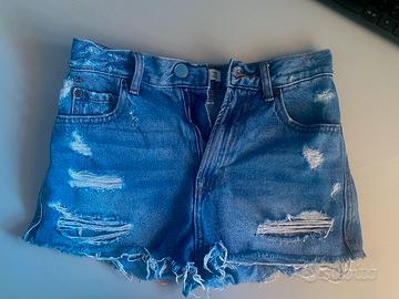 pantaloncini di jeans pull&bear