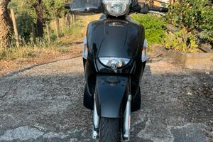 Scarabeo 400 light