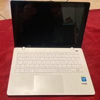 Notebook Asus F200M touchscreen